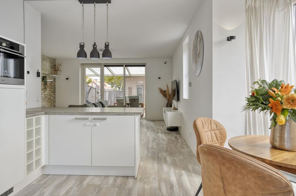 Burgemeester Blomlaan 23