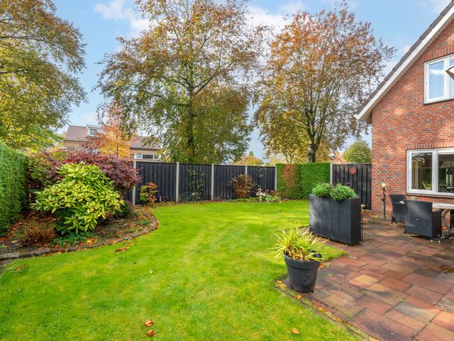 Reggestraat 97B, Enter