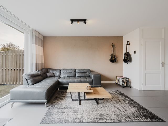 Annette Versluys-Poelmanstraat 13, Spijkenisse