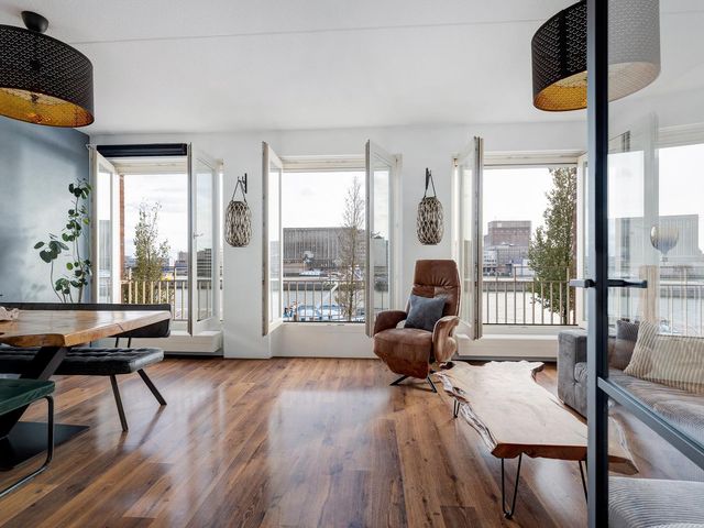 Maashavenkade 155, Rotterdam