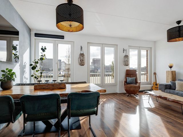 Maashavenkade 155, Rotterdam