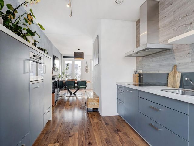 Maashavenkade 155, Rotterdam