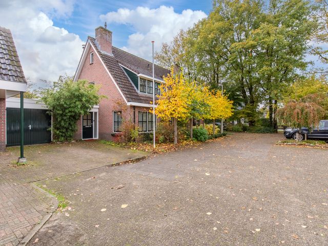 Spaarne 30, Veenendaal