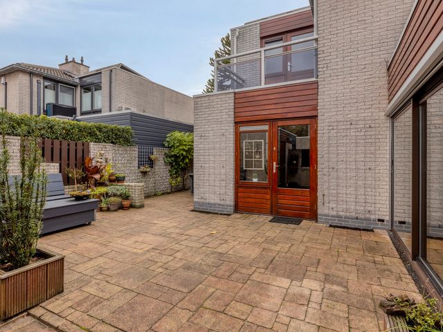 Valkastraat 8, Hoek van Holland