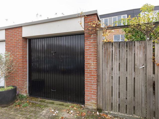Steppemeer 21, Houten