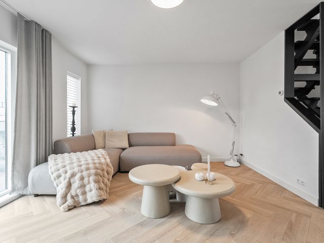 Pluto 31, Den Helder