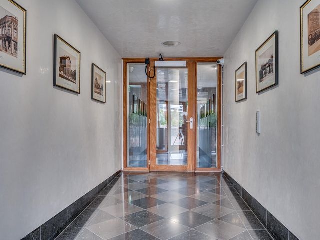 Burgemeester van Rijnsingel 2F, Venlo