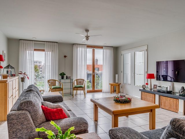 Burgemeester van Rijnsingel 2F, Venlo