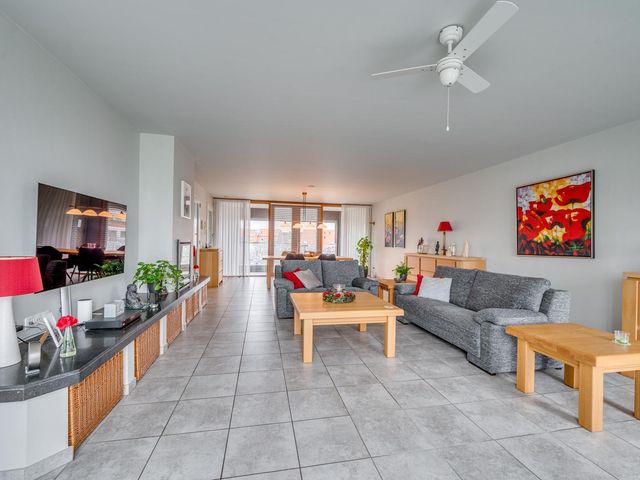 Burgemeester van Rijnsingel 2F, Venlo