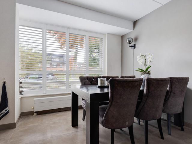 Taxushout 12, Barendrecht