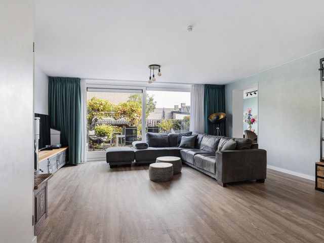 Harplaan 30, Barendrecht