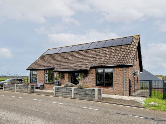 Weelsedijk 46, Strijen