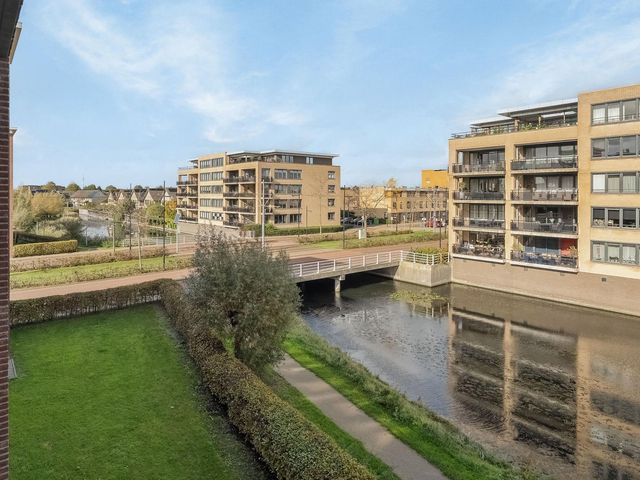 Vrijenburglaan 129, Barendrecht