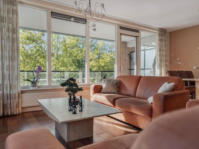 Vrijenburglaan 129, Barendrecht