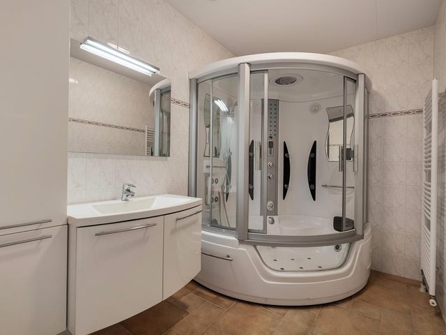 Vrijenburglaan 129, Barendrecht