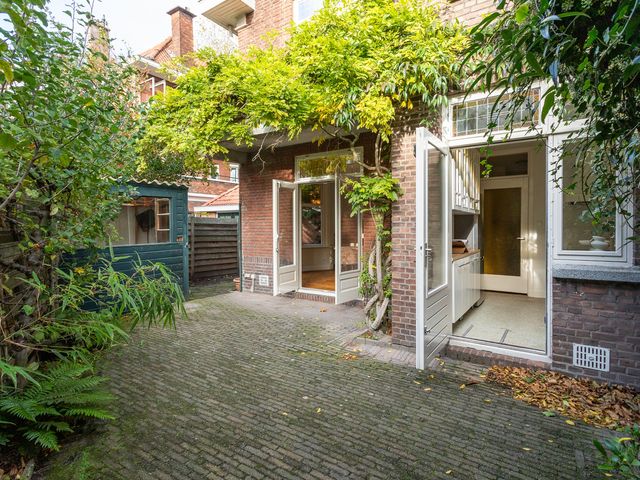 Koningin Julianalaan 6, Voorburg