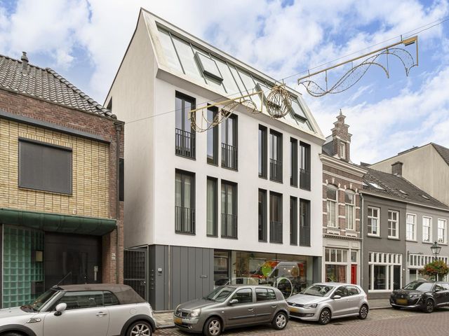 Ginnekenweg 180A1, Breda