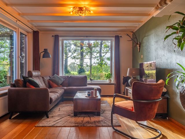 Burgemeester van der Borchstraat 39, Holten