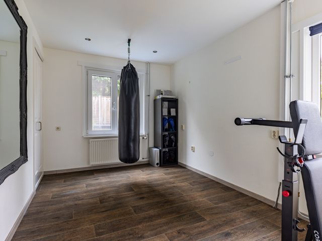 Burgemeester van der Borchstraat 39, Holten