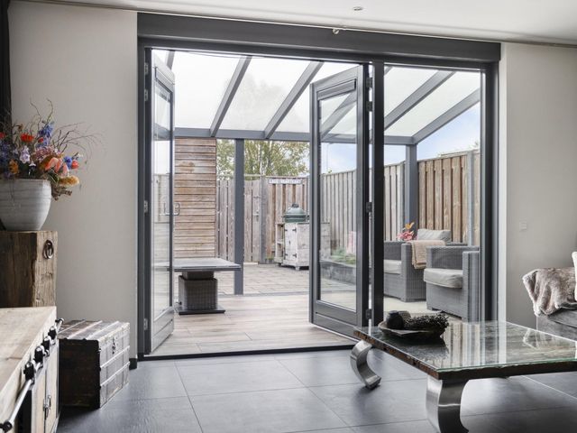 Zilverdragerstraat 8, Etten-Leur