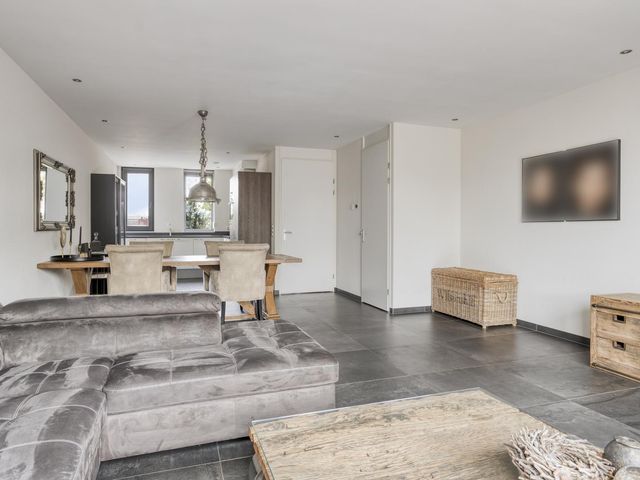 Zilverdragerstraat 8, Etten-Leur