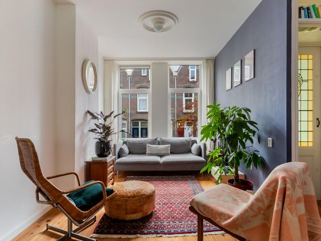 Van Oosterzeestraat 30B, Rotterdam