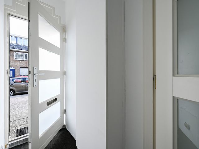 Jan de Weertstraat 32, Den Haag