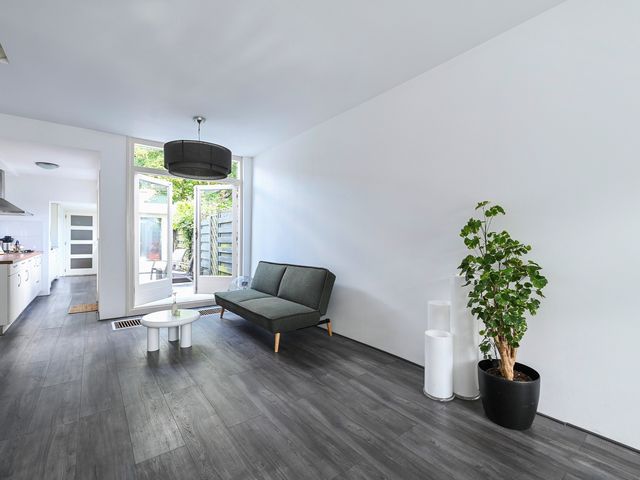 Jan de Weertstraat 32, Den Haag