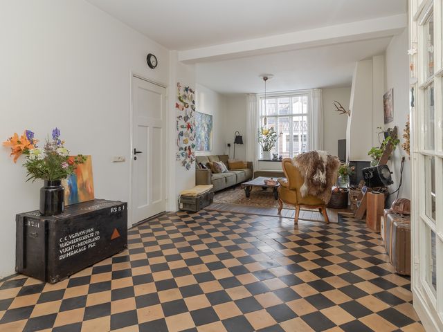 Raadhuisstraat 27, Urmond