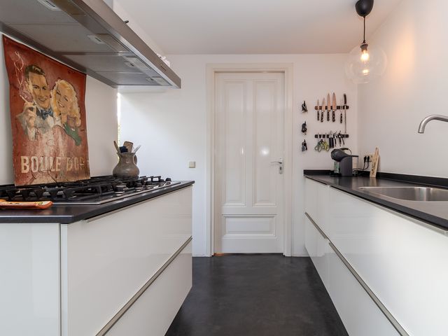 Raadhuisstraat 27, Urmond