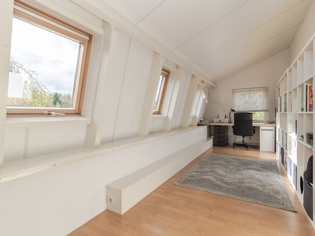 Raadhuisstraat 27, Urmond