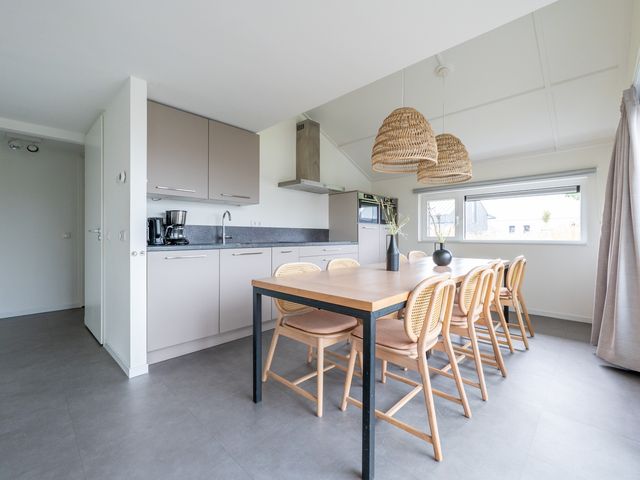 Langeweg 112 493B, Breskens