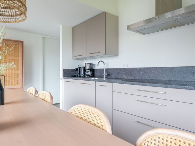 Langeweg 112 493B, Breskens