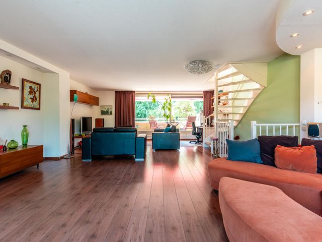 Novemberstraat 13, Almere