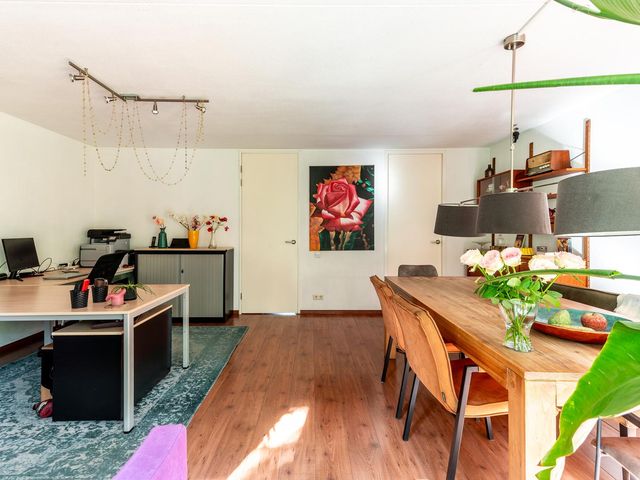 Novemberstraat 13, Almere