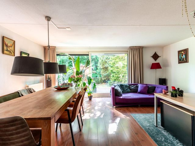 Novemberstraat 13, Almere