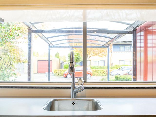 Novemberstraat 13, Almere