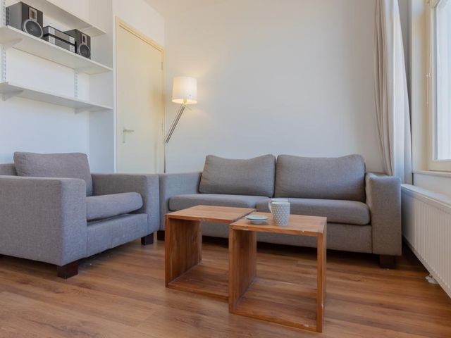 Van Ostadestraat 10 3, Amsterdam