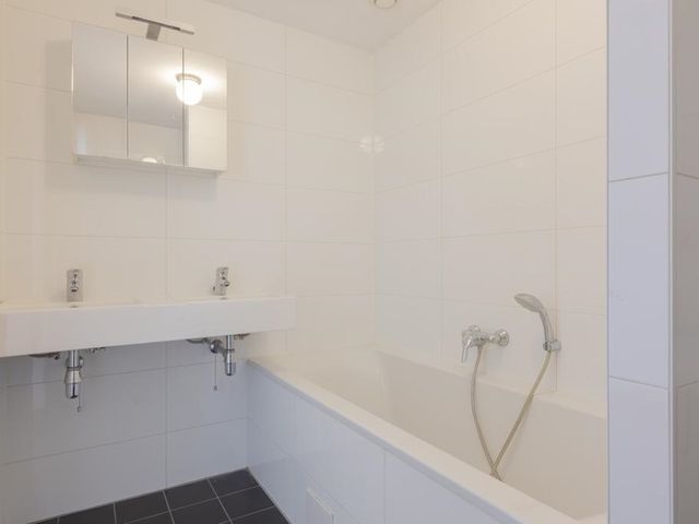 Van Ostadestraat 10 3, Amsterdam