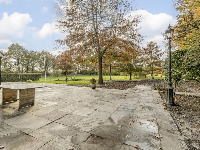 Vijfhoek 6, Fluitenberg