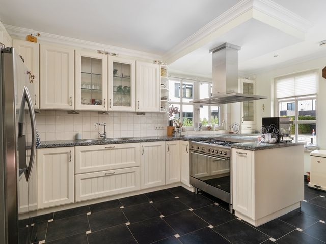 Gerrit Voorenkade 1, Rotterdam