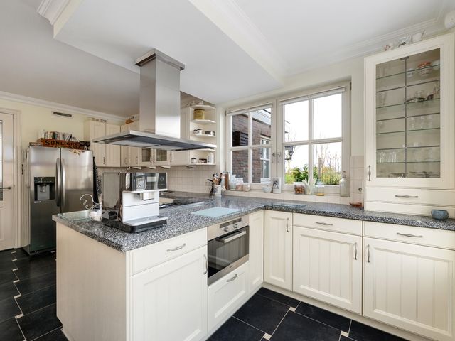 Gerrit Voorenkade 1, Rotterdam