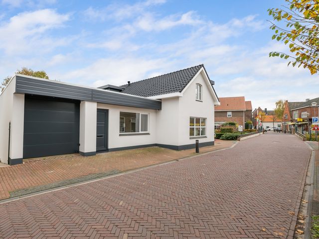 Dorpsstraat 216, Zevenhuizen