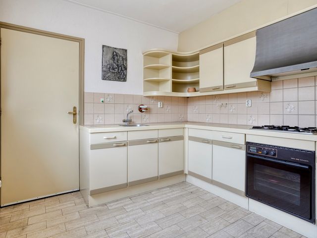 Van Steestraat 3, 's-Heerenhoek