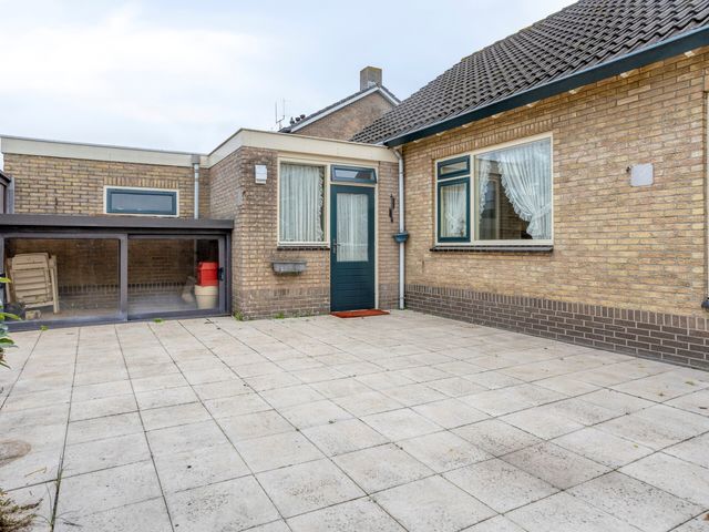 Van Steestraat 3, 's-Heerenhoek