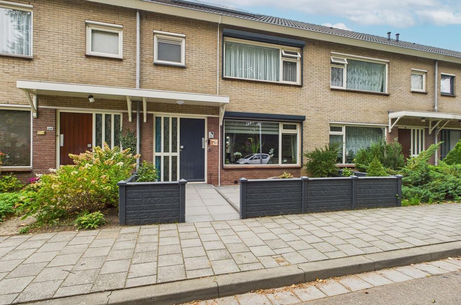 Madame Curiestraat 28