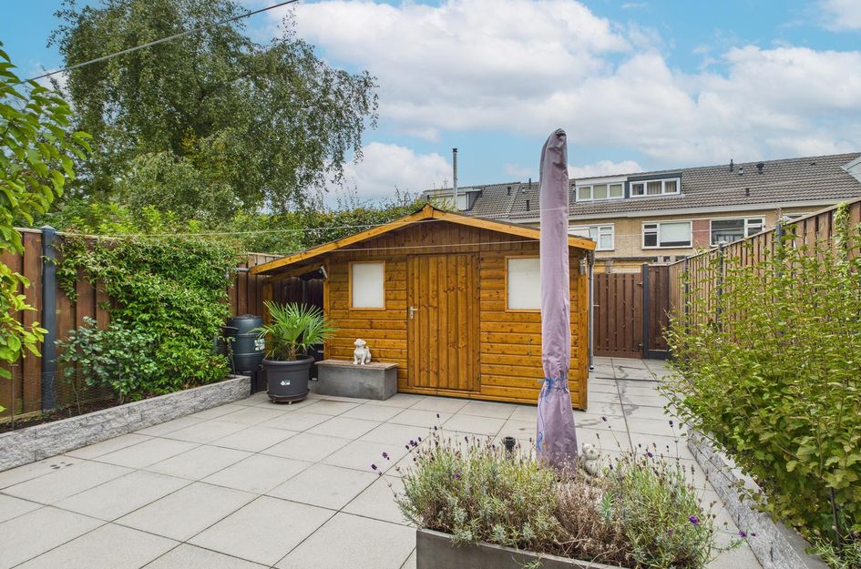 Madame Curiestraat 28