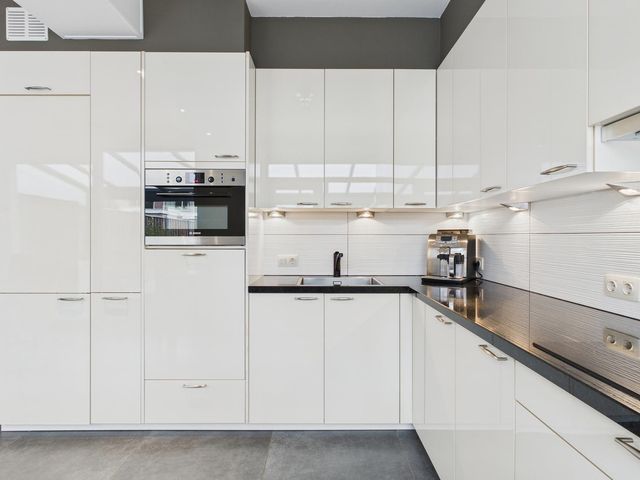 Madame Curiestraat 28, Terneuzen