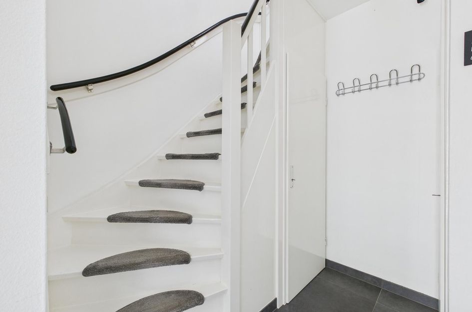 Madame Curiestraat 28