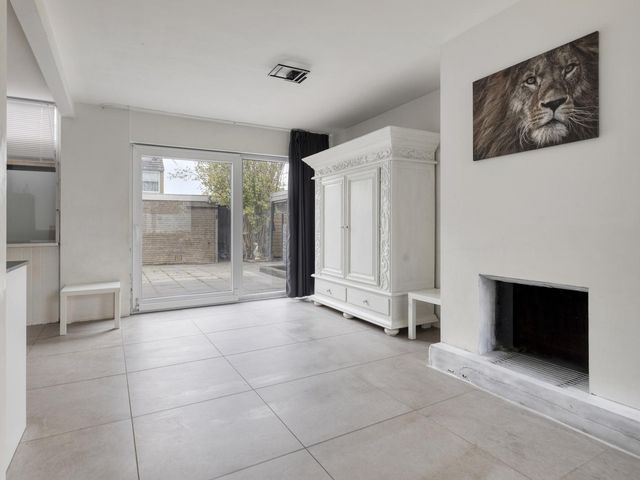 Beethovenhof 40, Terneuzen